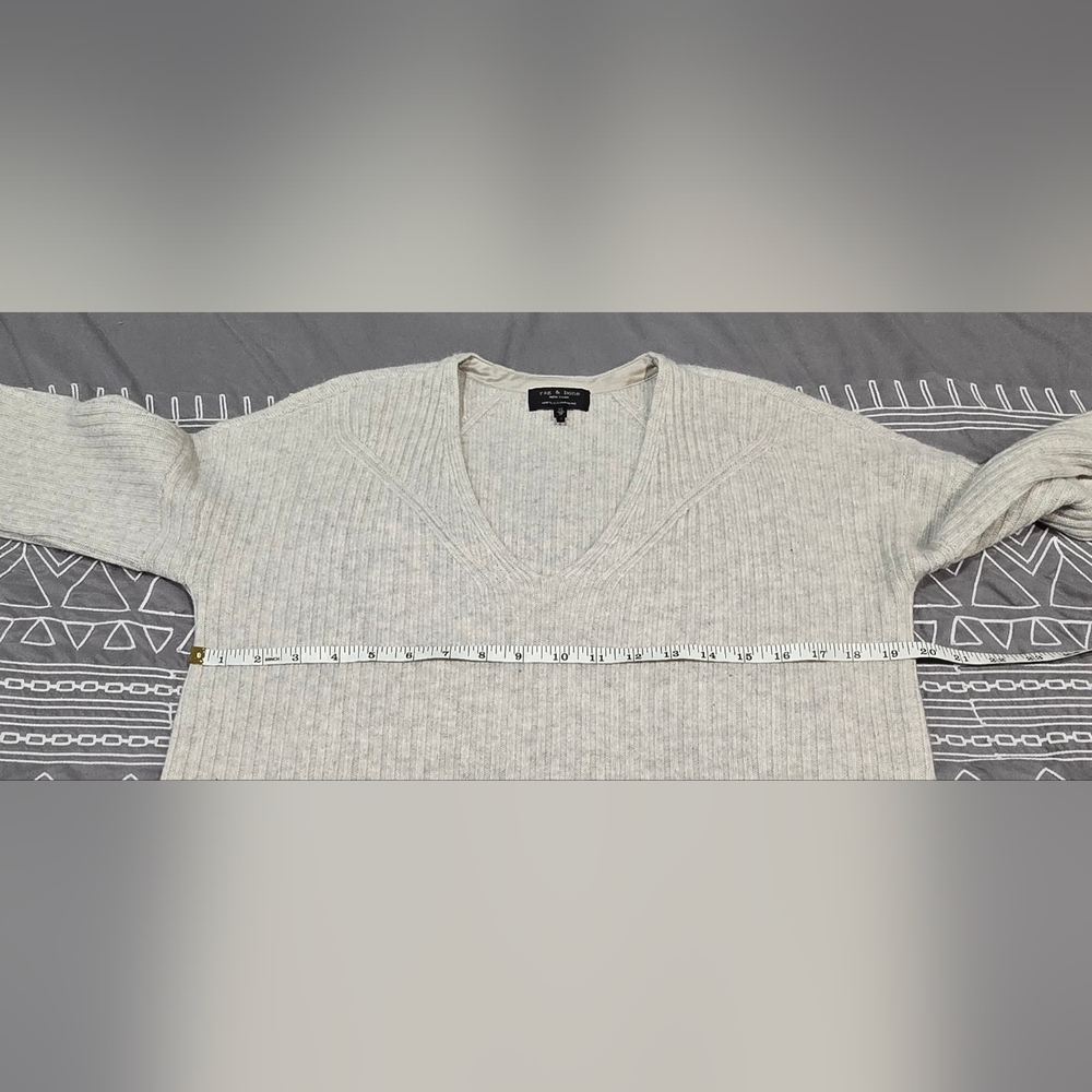 Rag & Bone Phyllis Cashmere Vneck Sweater Size XS - Picture 3 of 5